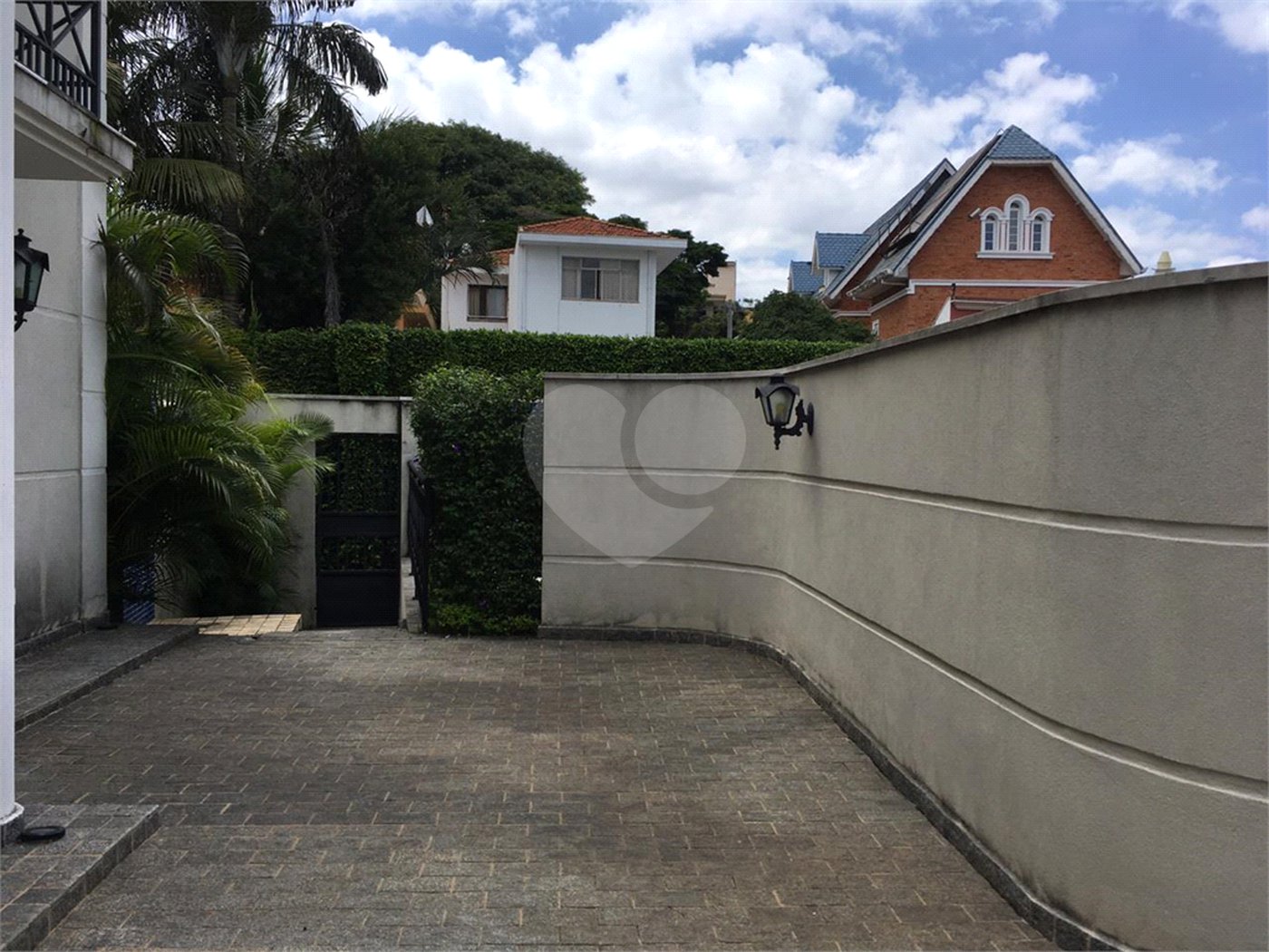 Casa à venda com 4 quartos, sendo 3 suítes,  em Vila Monumento, São Paulo, SP