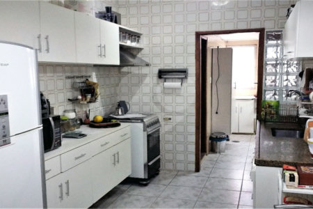 Apartamento à venda com 4 quartos, sendo 1 suíte, em Bosque da Saúde, São Paulo, SP