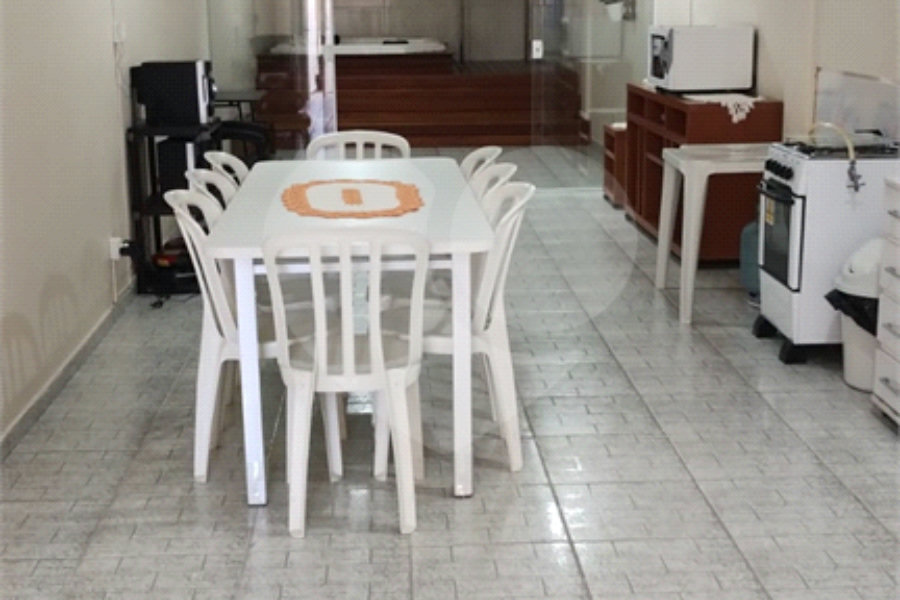 Sobrado à venda com 3 quartos, sendo 1 suíte,  em Penha, São Paulo, SP