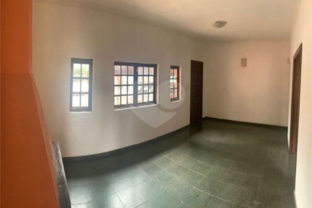 Casa à venda com 4 quartos, sendo 3 suítes, em Jardim Alvorada (zona Oeste), São Paulo, SP