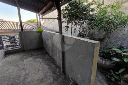 Casa à venda com 3 quartos, sendo 1 suíte, em Umarizal, São Paulo, SP