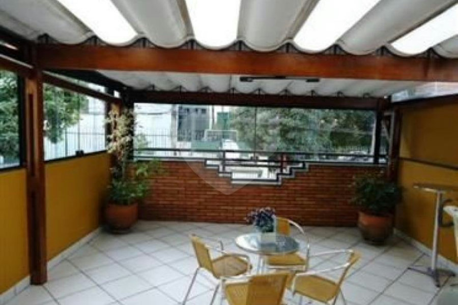 Sobrado à venda com 3 quartos, sendo 1 suíte, em Parada Inglesa, São Paulo, SP