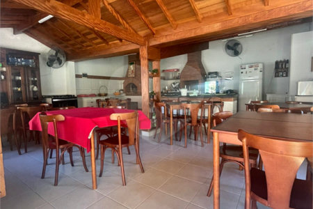 Casa à venda com 3 quartos, sendo 2 suítes,  em Vila Oliveira, Mogi das Cruzes, SP