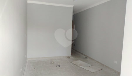 Sobrado à venda com 3 quartos, sendo 1 suíte,  em Campo Grande, São Paulo, SP