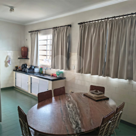 Casa à venda com 5 quartos, sendo 1 suíte, em Campos Elíseos, Ribeirão Preto, SP