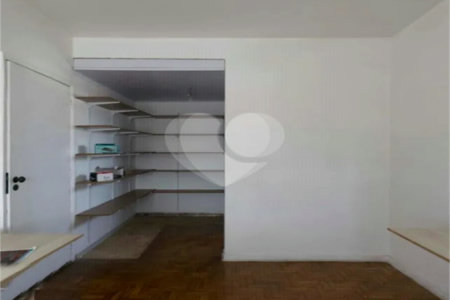 Apartamento à venda com 3 quartos, sendo 2 suítes, em Cambuci, São Paulo, SP