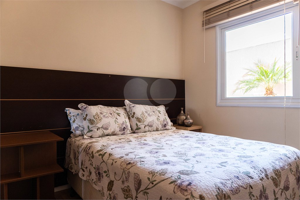 Casa à venda com 5 quartos, sendo 4 suítes, no condomínio Flamboyant, Atibaia - SP