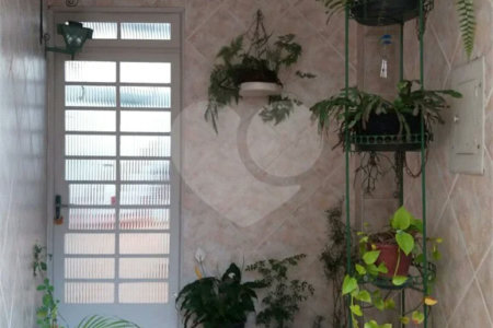 Casa à venda com 3 quartos no condomínio Travessa Quefren,21, São Paulo - SP