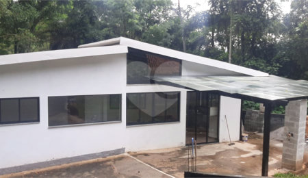 Casa à venda com 1 suíte no condomínio Associação Reserva das Hortênsias, Mairiporã - SP
