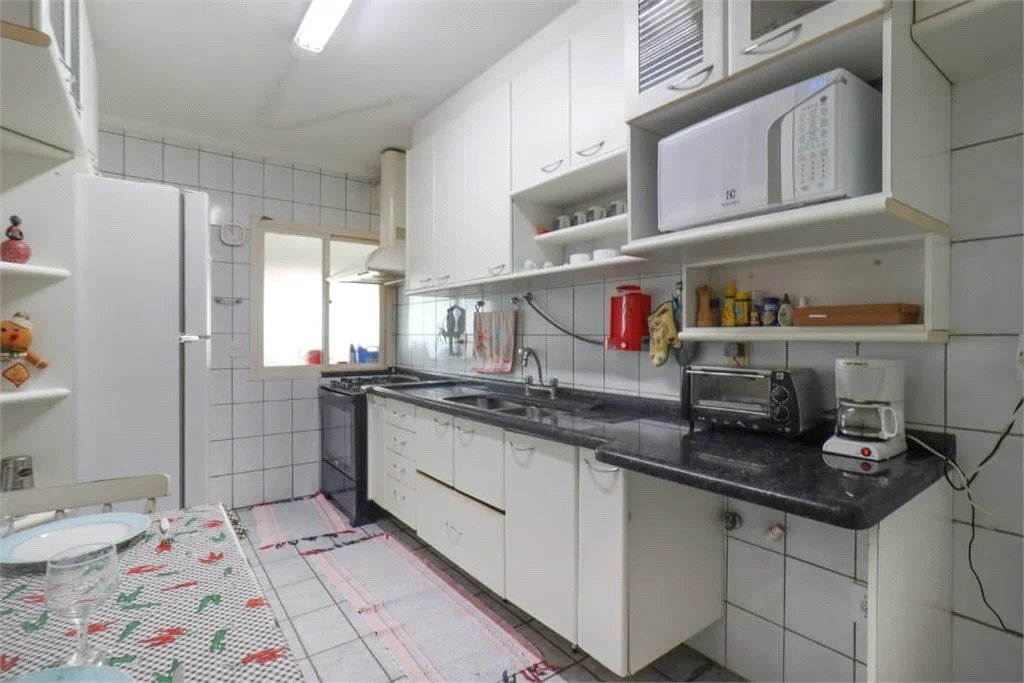 Apartamento à venda com 4 quartos, sendo 2 suítes,  em Fazenda Morumbi, São Paulo, SP