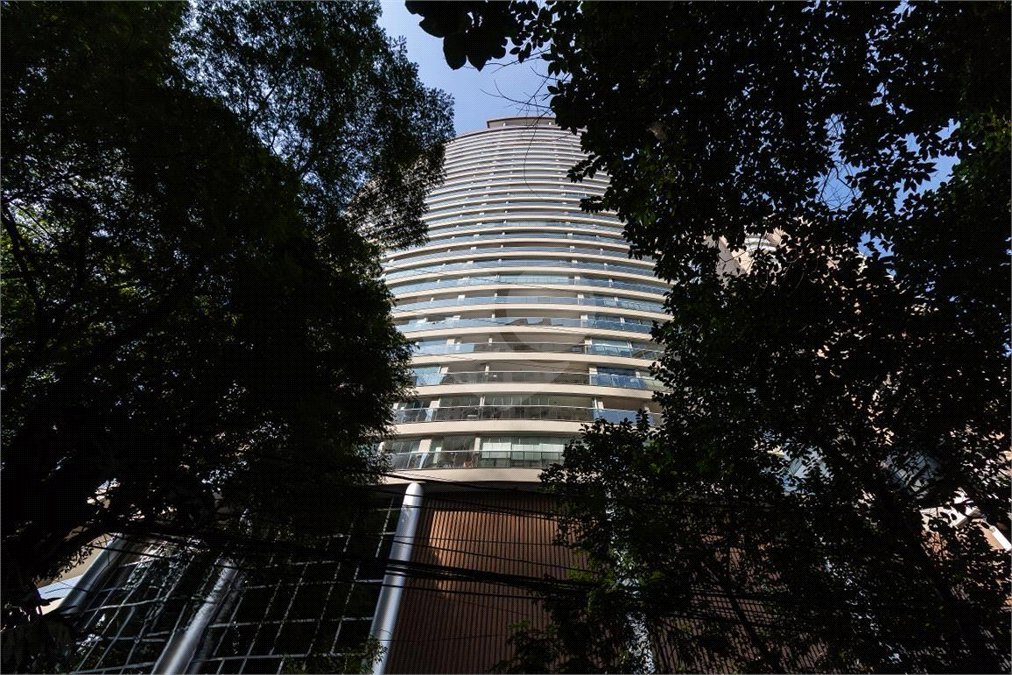 Apartamento à venda ou para alugar com 2 quartos, sendo 1 suíte, em Vila Gertrudes, São Paulo, SP