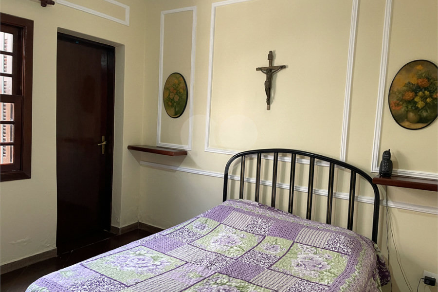 Casa Térrea à venda com 5 quartos, sendo 3 suítes, em Butantã, São Paulo, SP