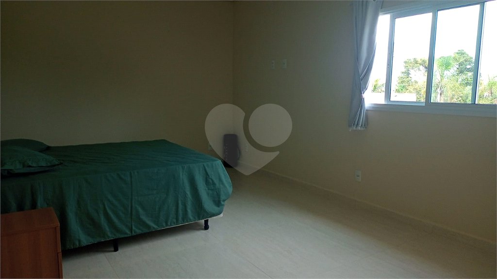 Casa à venda com 5 suítes no condomínio Village da Serra, Araçoiaba da Serra - SP