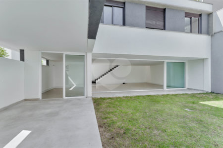 Casa à venda com 4 suítes no condomínio Edifício Jade, São Paulo - SP