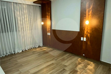 Apartamento à venda com 4 suítes em Vila Suzana, São Paulo, SP