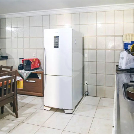 Sobrado à venda com 4 quartos, sendo 1 suíte, em Residencial Monte Verde, Indaiatuba, SP