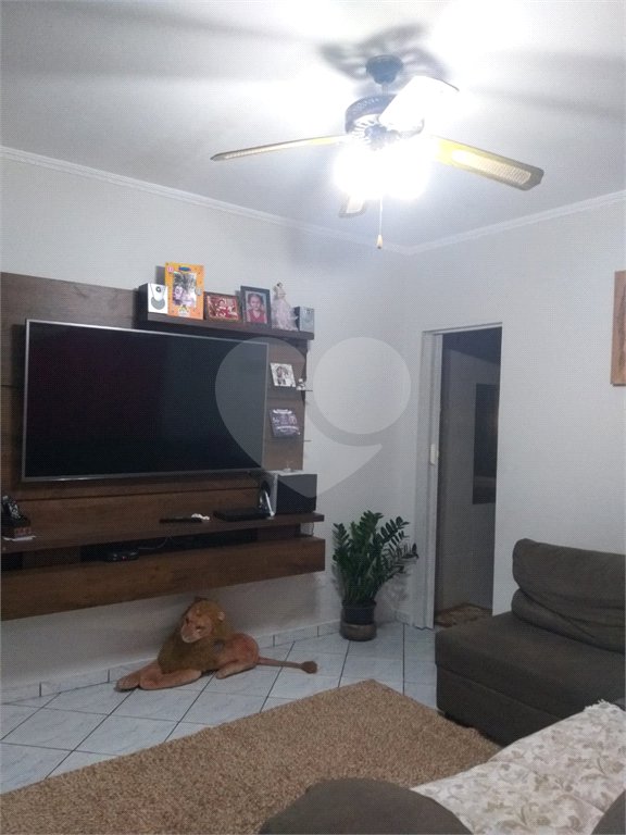 Sobrado à venda com 4 quartos, sendo 2 suítes, em Parque Edu Chaves, São Paulo, SP