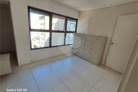 Apartamento à venda com 2 quartos, sendo 1 suíte,  em Parque Campolim, Sorocaba, SP