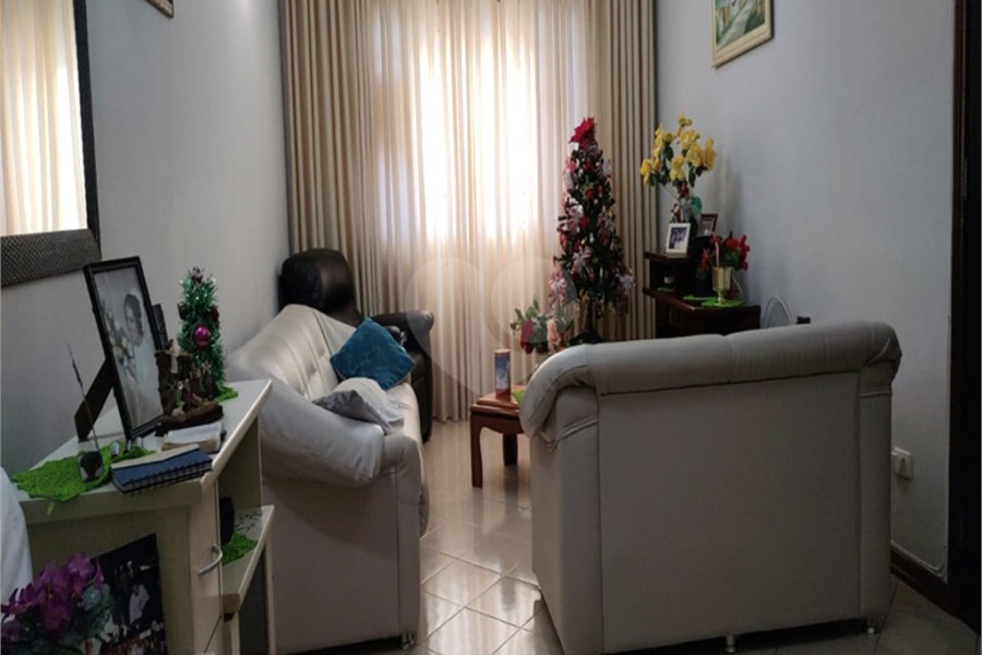 Casa à venda com 4 quartos, sendo 1 suíte, em Tremembé, São Paulo, SP
