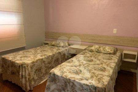 Casa à venda com 6 quartos, sendo 4 suítes, no condomínio São Joaquim, Vinhedo - SP