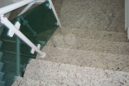 Casa à venda com 2 quartos no condomínio Garda, São Paulo - SP