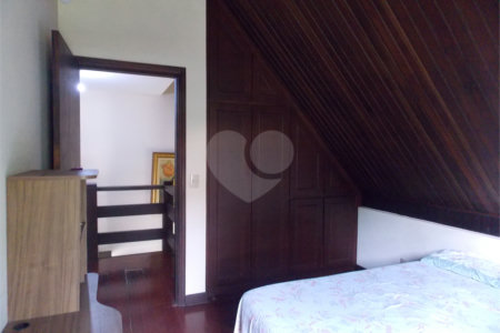 Sobrado para alugar com 3 quartos, sendo 1 suíte, em Condomínio Portal dos Nobres, Atibaia, SP