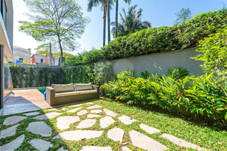 Casa à venda com 3 suítes no condomínio Reserva 8, São Paulo - SP