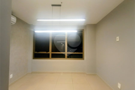 Sala para alugar em Del Castilho, Rio de Janeiro, RJ