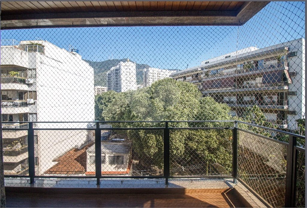 Apartamento à venda com 4 quartos, sendo 2 suítes,  em Tijuca, Rio de Janeiro, RJ
