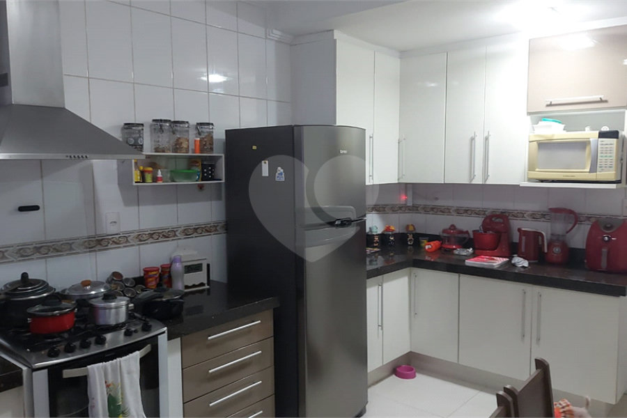 Sobrado à venda com 4 quartos em Vila Medeiros, São Paulo, SP