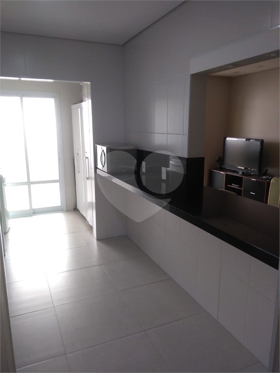 Apartamento à venda com 3 suítes em Pinheirinho, Vinhedo, SP