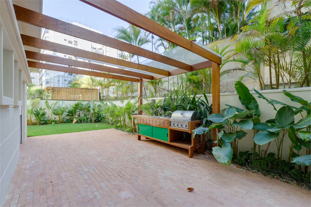 Apartamento à venda com 3 suítes em Chácara Santo Antônio, São Paulo, SP