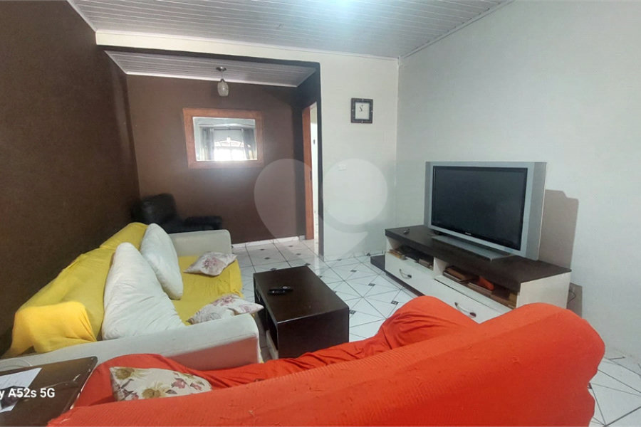 Casa à venda com 3 quartos, sendo 2 suítes, em Moinho, Mairiporã, SP