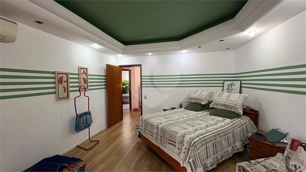 Casa à venda com 5 quartos, sendo 2 suítes,  no condomínio Village D'avignon, Sorocaba - SP