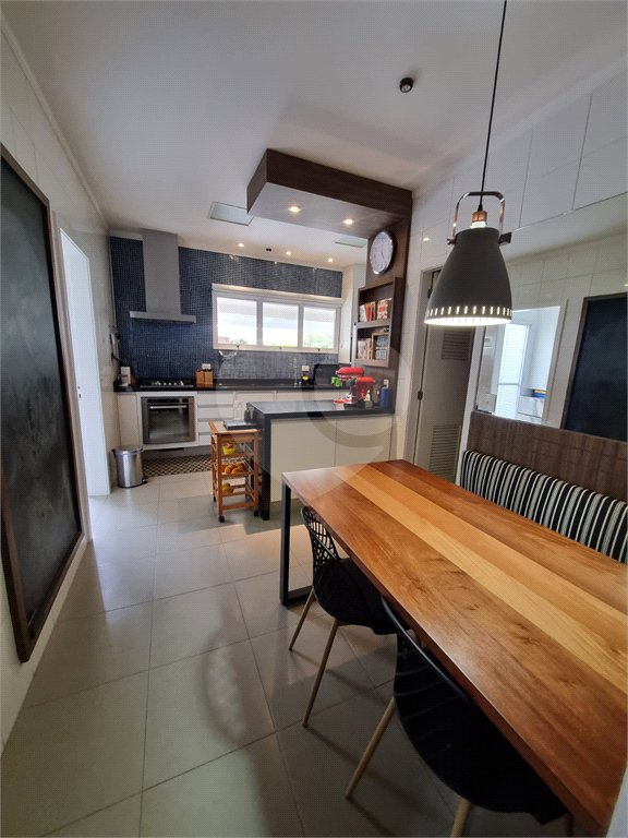 Casa à venda com 3 suítes no condomínio Villa Splendore, São Paulo - SP