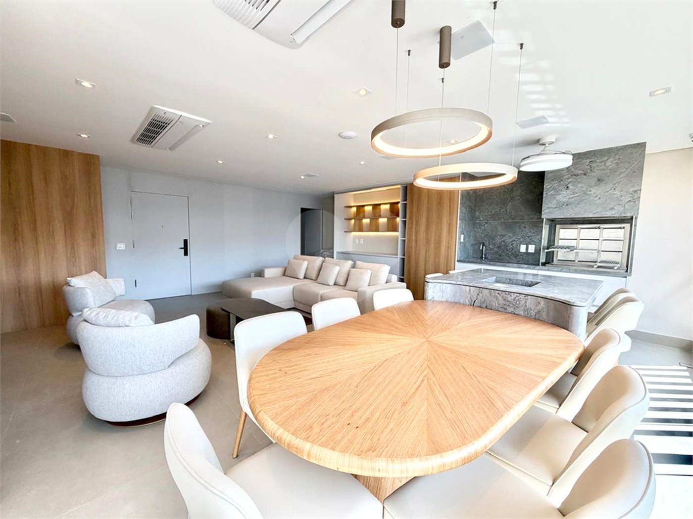 Apartamento à venda com 3 suítes em Campo Belo, São Paulo, SP