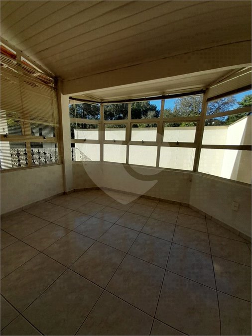 Casa à venda com 5 quartos, sendo 3 suítes,  no condomínio Estância Marambaia, Vinhedo - SP
