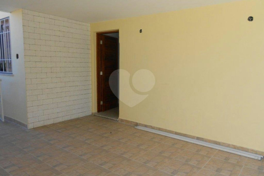 Casa à venda com 3 suítes em Vila Gustavo, São Paulo, SP
