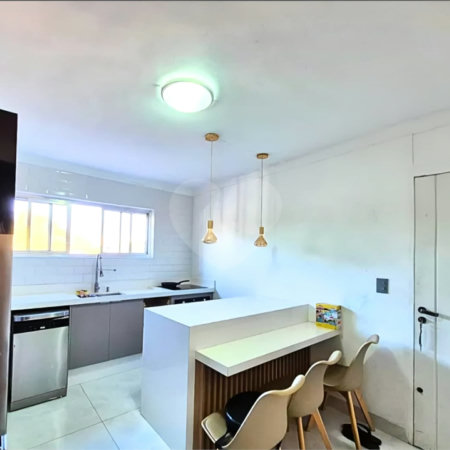 Casa à venda com 3 quartos, sendo 1 suíte, em Jardim Olympia, São Paulo, SP