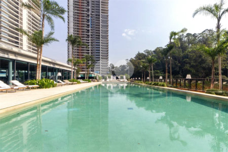 Apartamento à venda com 3 suítes em Jardim Morumbi, São Paulo, SP