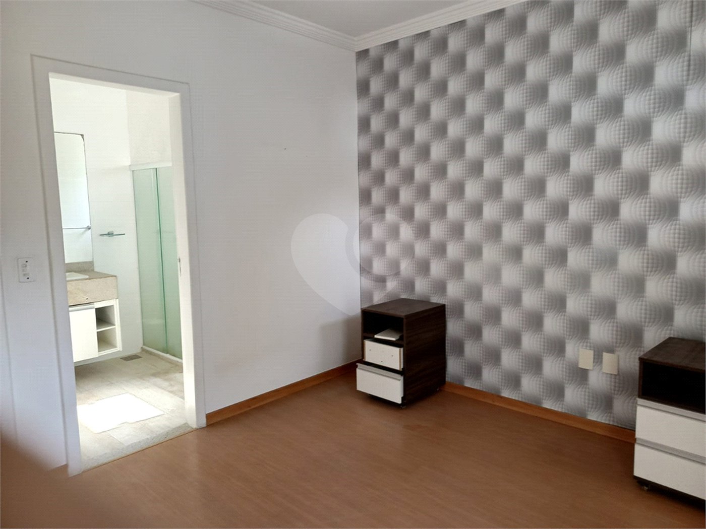 Casa à venda com 4 quartos, sendo 1 suíte, no condomínio Atlantico Sul, Rio de Janeiro - RJ