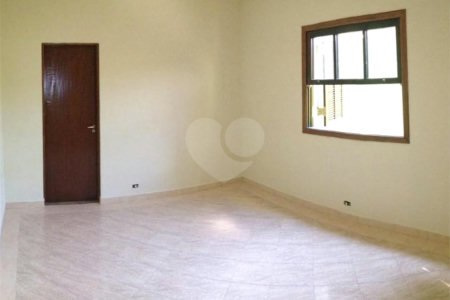 Sobrado à venda com 3 suítes em Vila Mazzei, São Paulo, SP