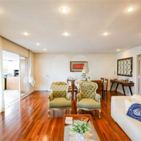 Apartamento à venda ou para alugar com 3 quartos, sendo 2 suítes, em Vila Sofia, São Paulo, SP