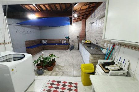 Sobrado à venda com 3 quartos, sendo 1 suíte,  em Jardim Ana Maria, São Paulo, SP