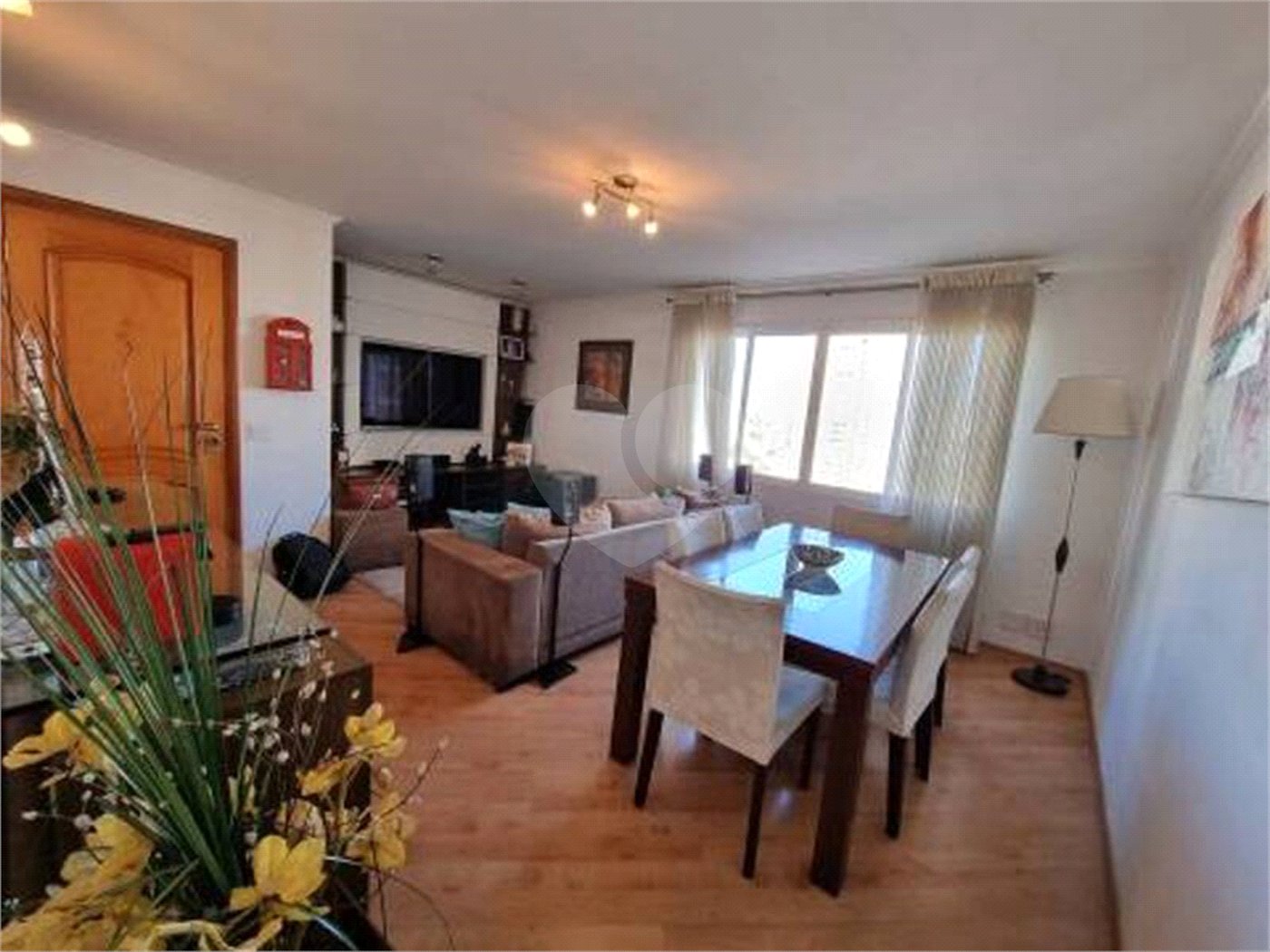 Apartamento à venda com 3 quartos, sendo 1 suíte, em Vila Mariana, São Paulo, SP