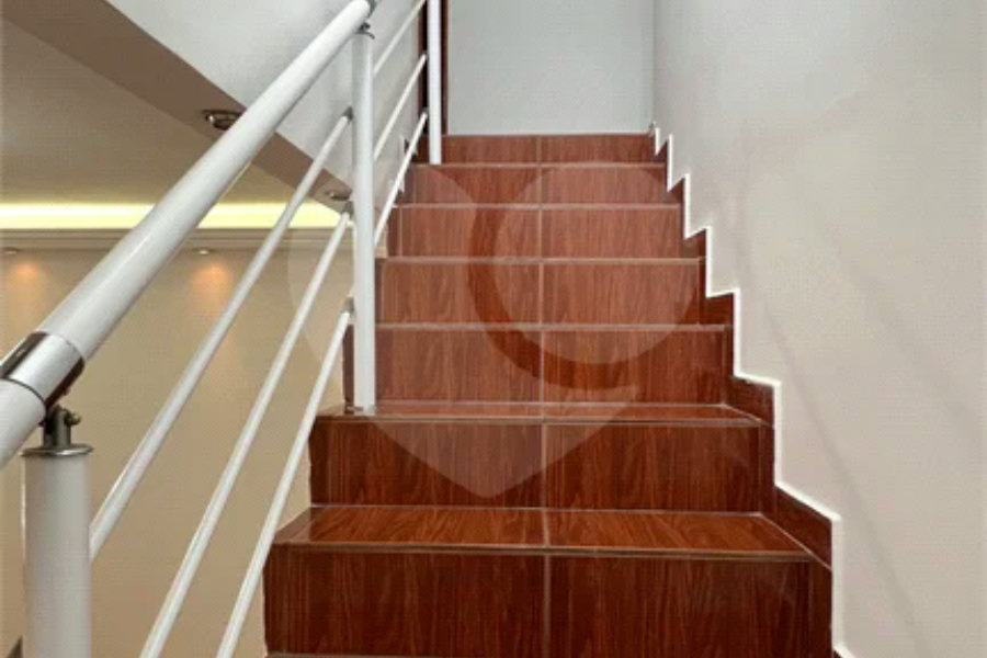 Sobrado à venda com 3 quartos em Vila Nova Cachoeirinha, São Paulo, SP