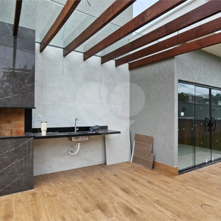 Casa à venda com 3 quartos, sendo 1 suíte, no condomínio Grand Park, Rio de Janeiro - RJ