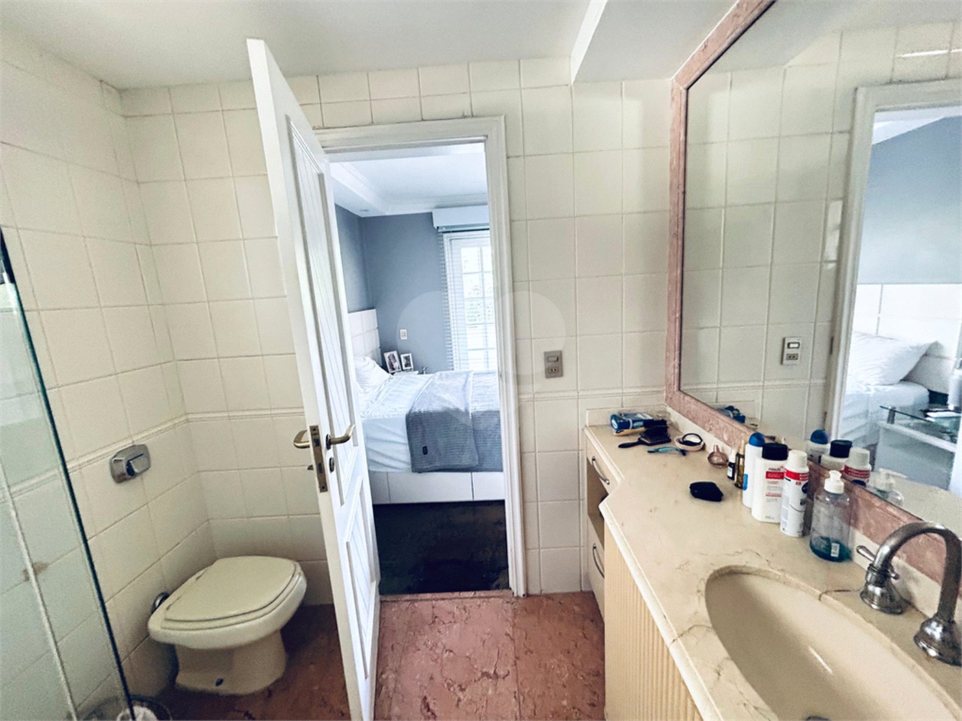 Casa à venda com 8 quartos, sendo 7 suítes, em Barra da Tijuca, Rio de Janeiro, RJ