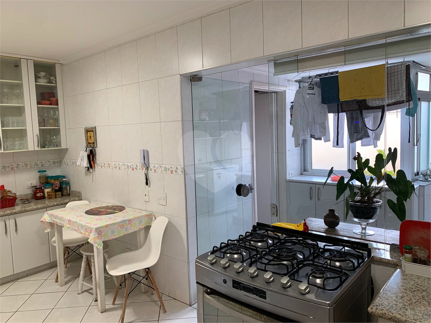 Apartamento à venda com 4 quartos, sendo 1 suíte, em Chácara Santo Antônio, São Paulo, SP