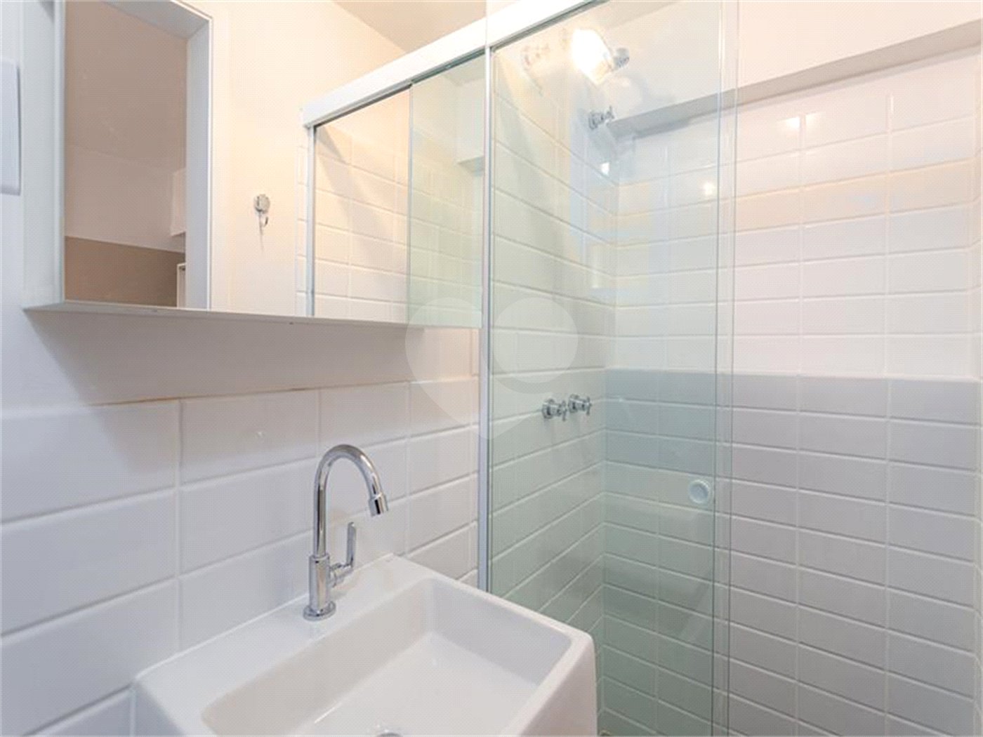 Apartamento à venda com 4 quartos, sendo 2 suítes, em Pinheiros, São Paulo, SP